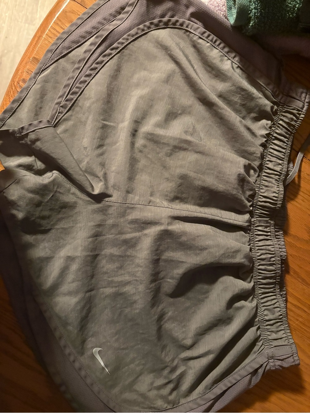 Nike Men’s Light Gray Athletic Shorts with Swoosh